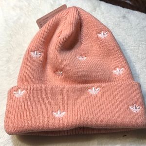 NWT Women’s Adidas Embroidery Beanie